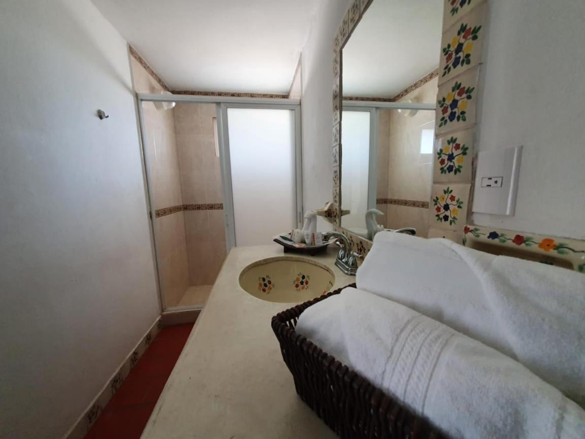 Hotel Real Del Valle テポストラン エクステリア 写真