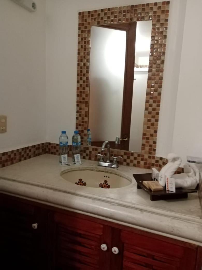 Hotel Real Del Valle テポストラン エクステリア 写真