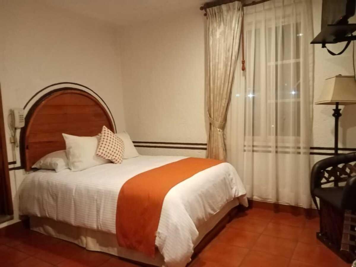 Hotel Real Del Valle テポストラン エクステリア 写真