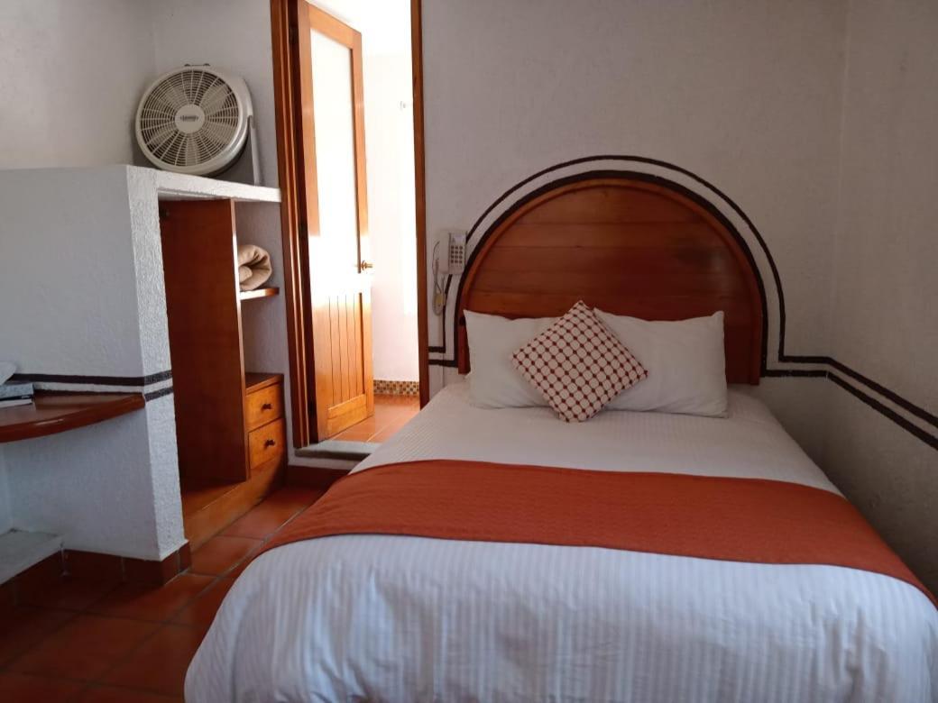 Hotel Real Del Valle テポストラン エクステリア 写真
